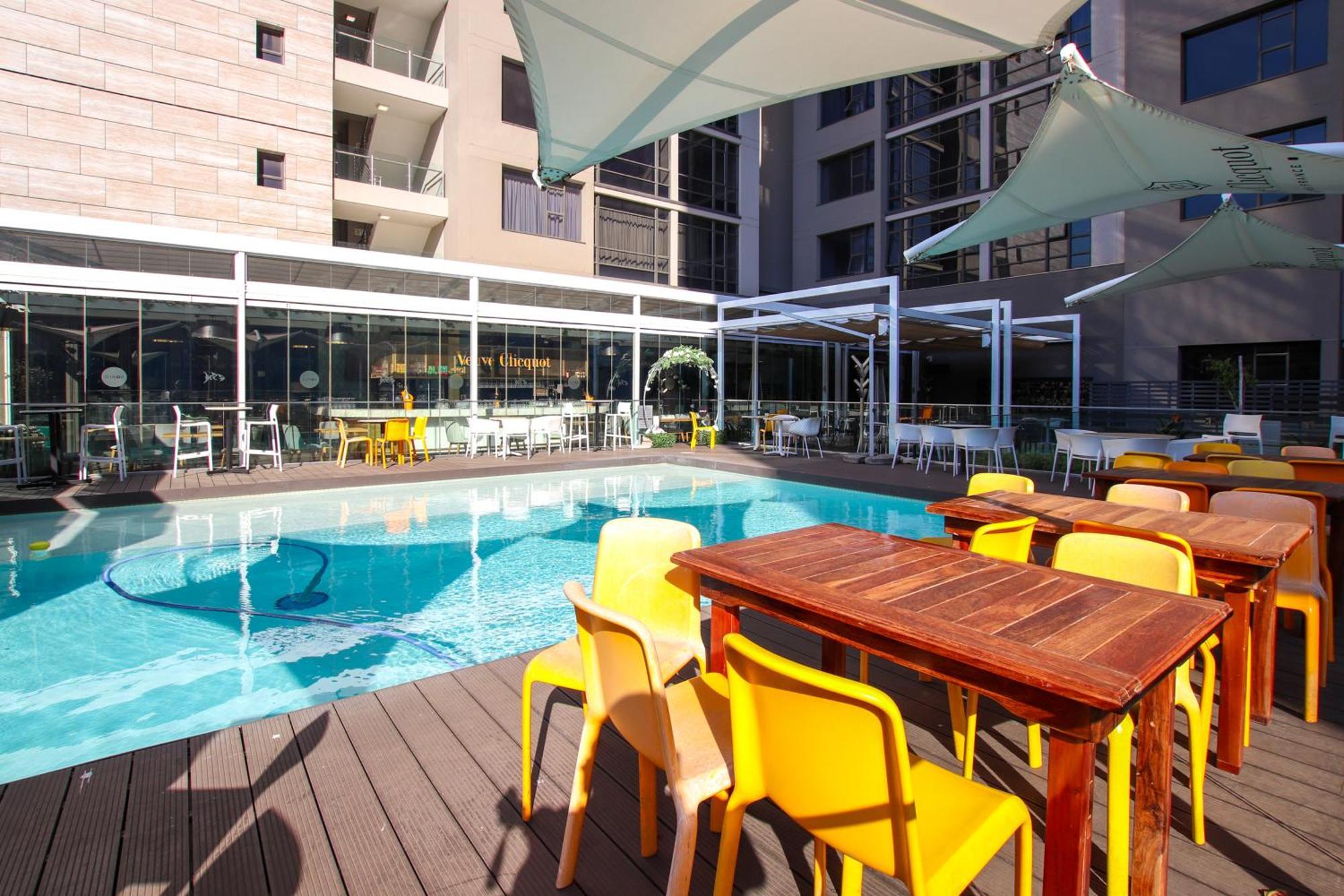 Cgrsa Apartments Sandton Johannesburg Bagian luar foto