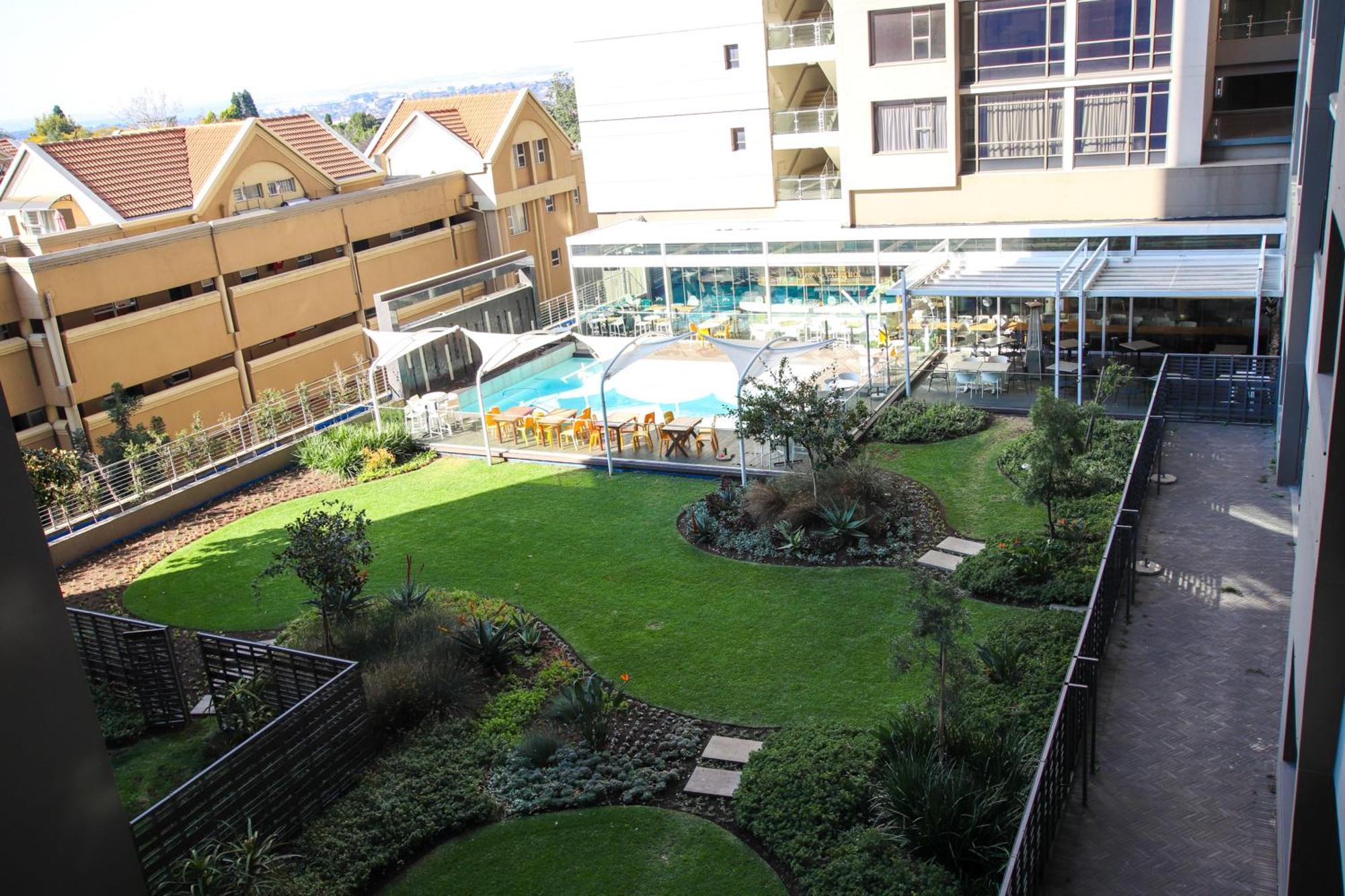 Cgrsa Apartments Sandton Johannesburg Bagian luar foto