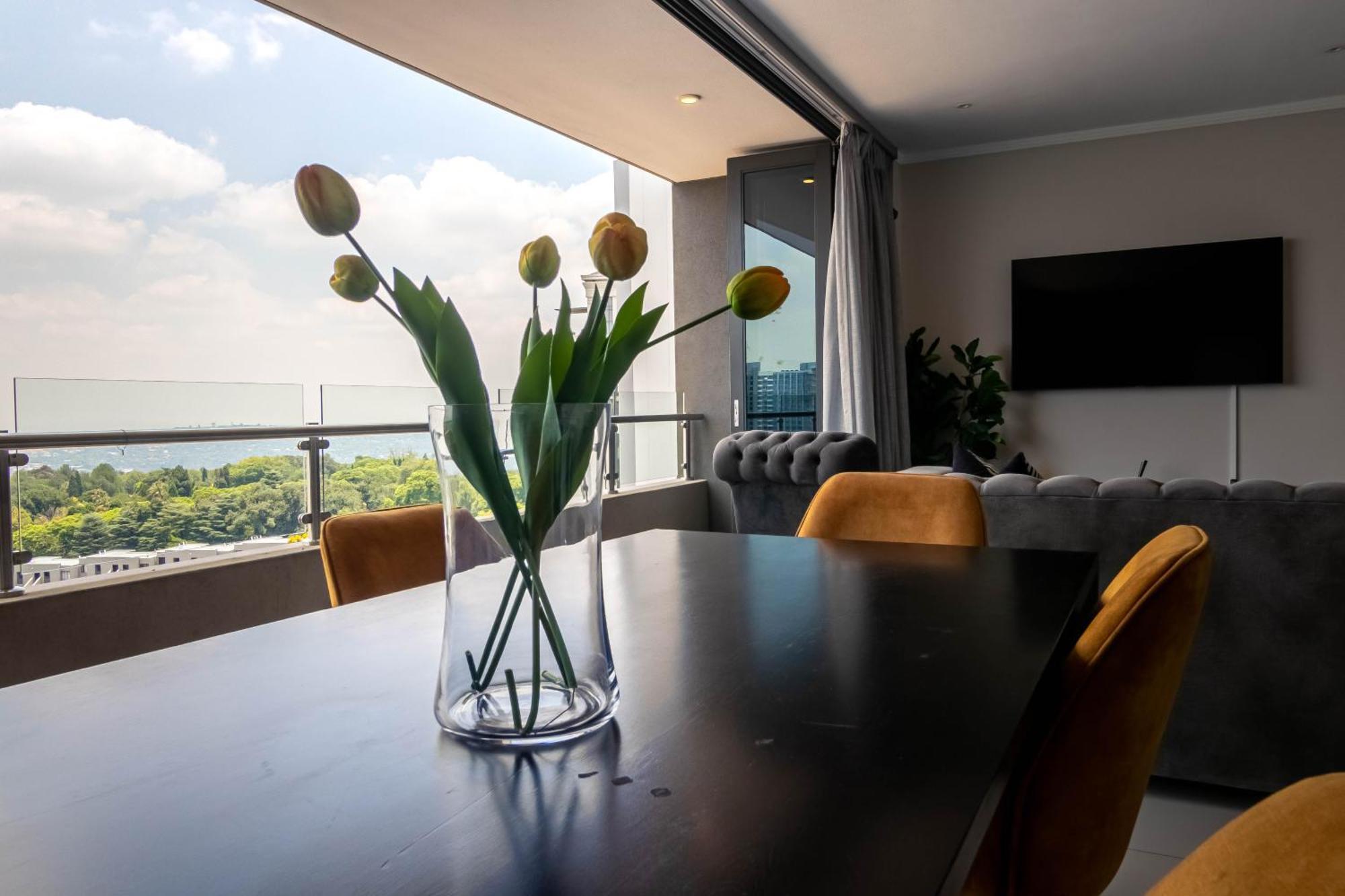 Cgrsa Apartments Sandton Johannesburg Bagian luar foto